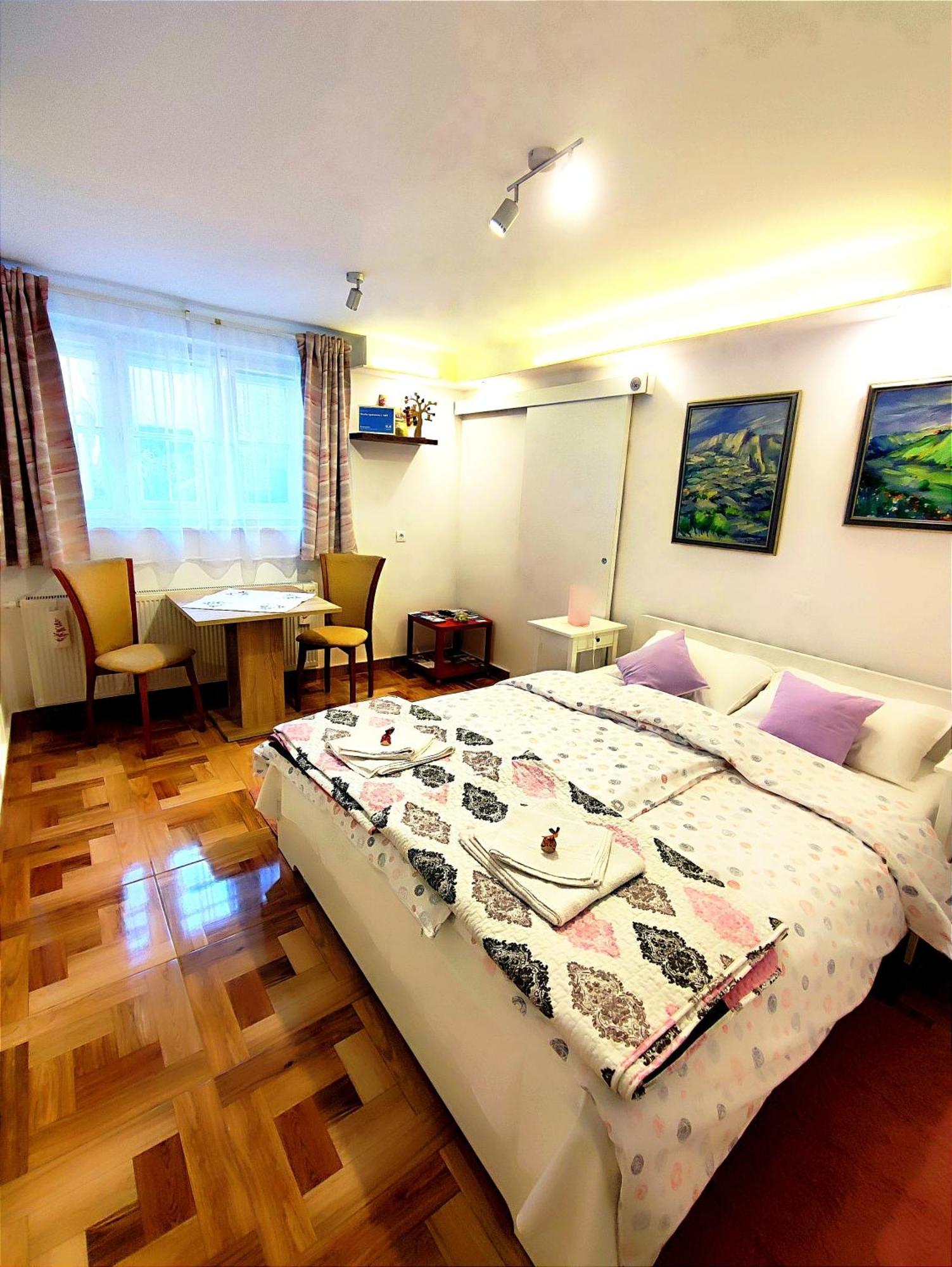 Studio Apartmani L'Art ซาเกร็บ ภายนอก รูปภาพ