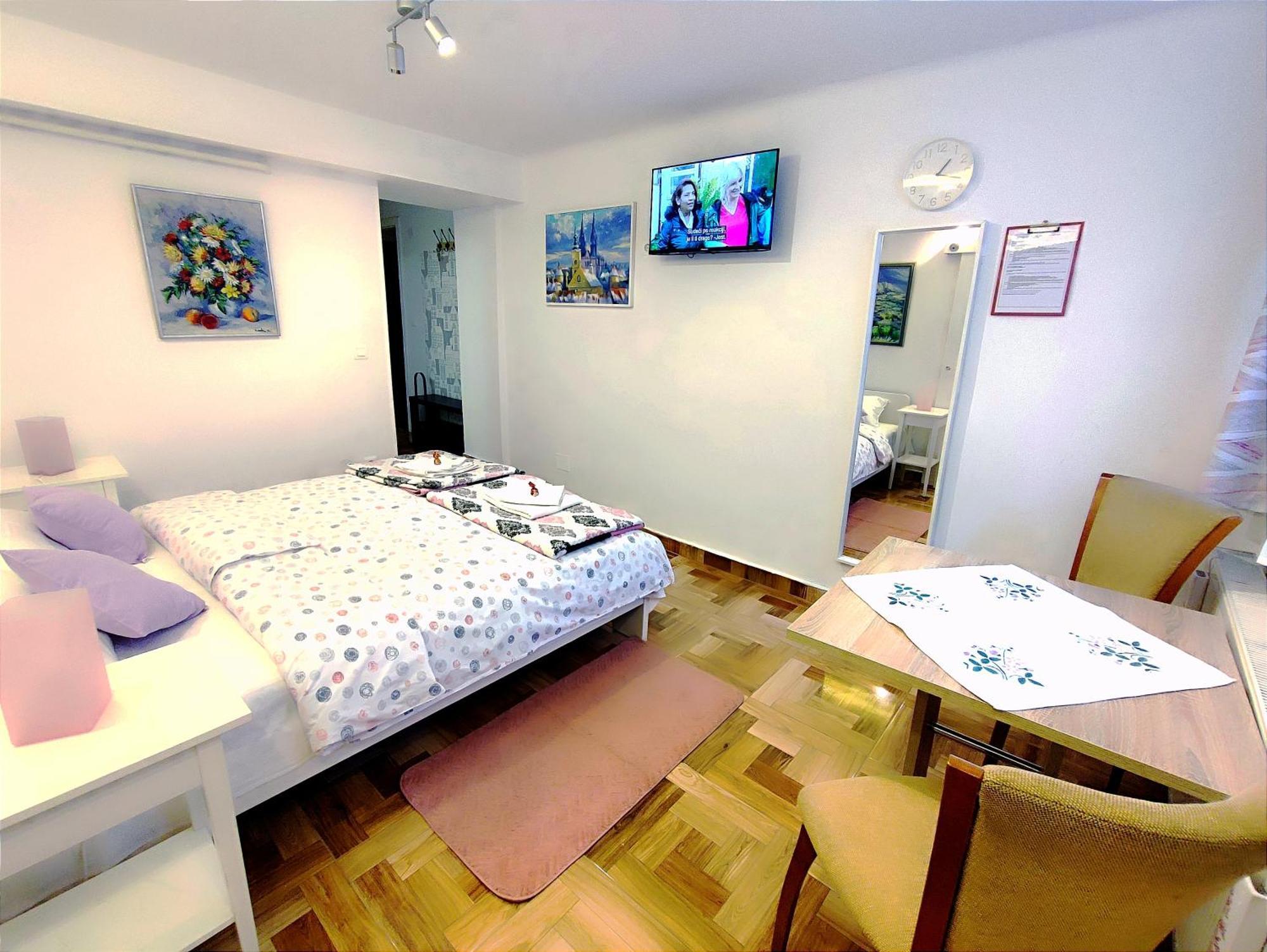 Studio Apartmani L'Art ซาเกร็บ ภายนอก รูปภาพ
