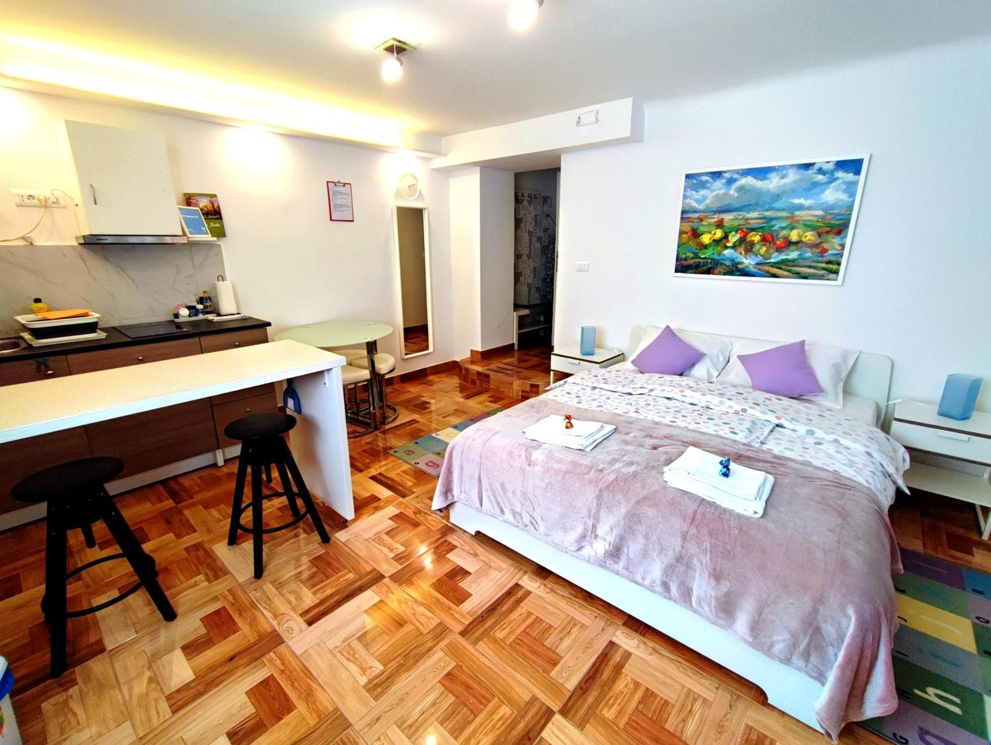 Studio Apartmani L'Art ซาเกร็บ ภายนอก รูปภาพ